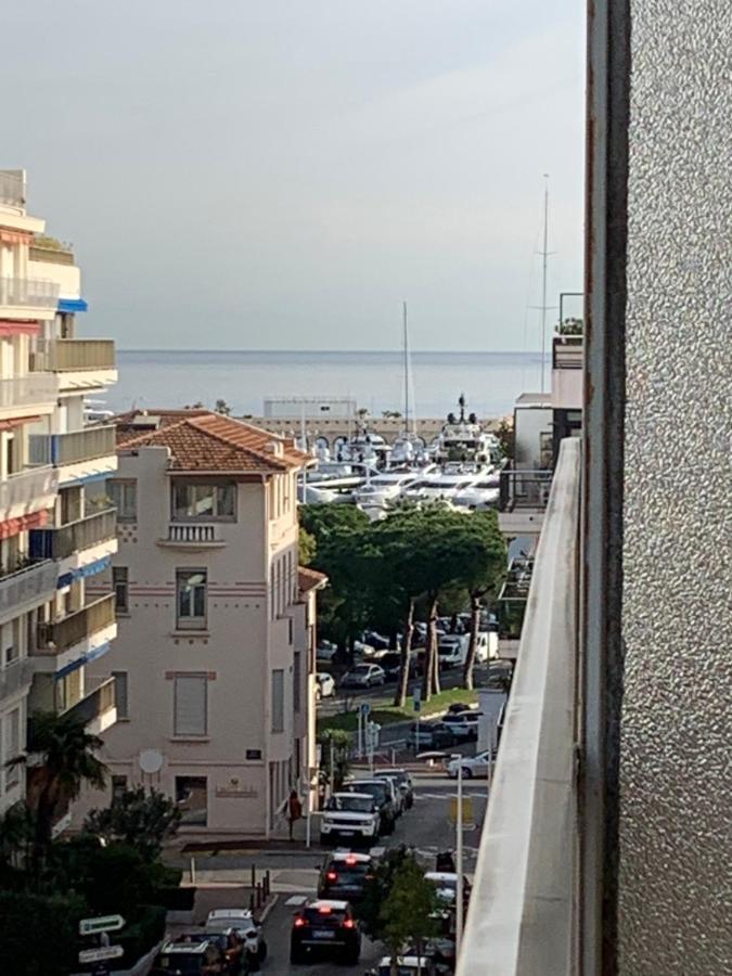 Studio Confort 35M2 Renove, Equipe Et Climatise, Tout Se Fait A Pied! Apartment อองทีบส์ ภายนอก รูปภาพ